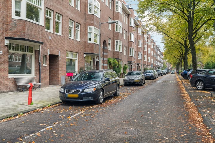 Photo 37 of Van Tuyll van Serooskerkenweg 88-3