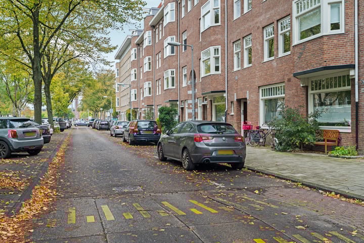 Photo 39 of Van Tuyll van Serooskerkenweg 88-3