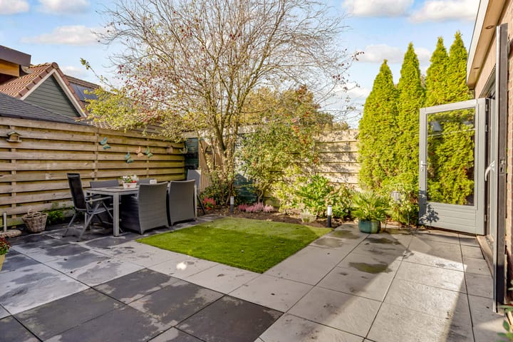 Photo 53 of de Pas 54