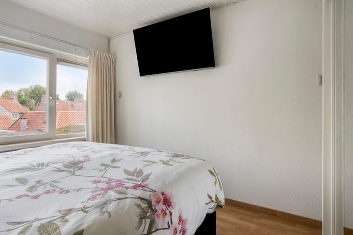 Photo 22 of Bernhardstraat 24