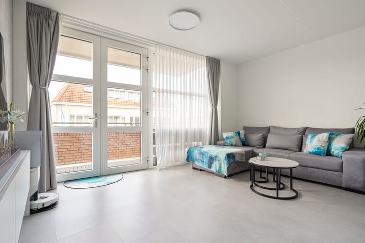 Foto 9 van Zuideinde 74-S