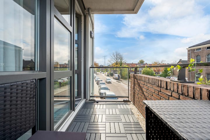 Foto 14 van Zuideinde 74-S