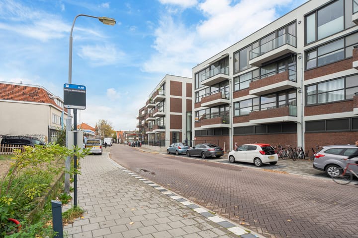 Foto 29 van Zuideinde 74-S