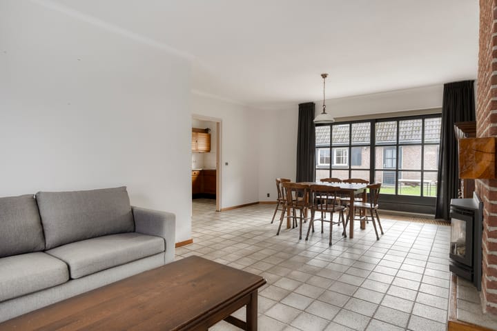 Photo 3 of Korenbloemlaan 38