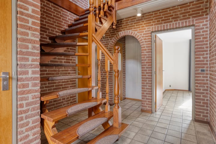 Foto 10 van Korenbloemlaan 38