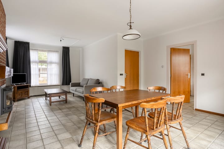 Foto 15 van Korenbloemlaan 38