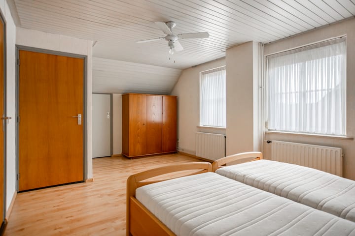 Foto 25 van Korenbloemlaan 38