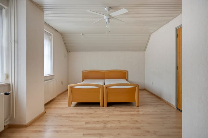 Foto 26 van Korenbloemlaan 38