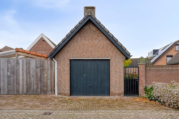 Foto 40 van Korenbloemlaan 38