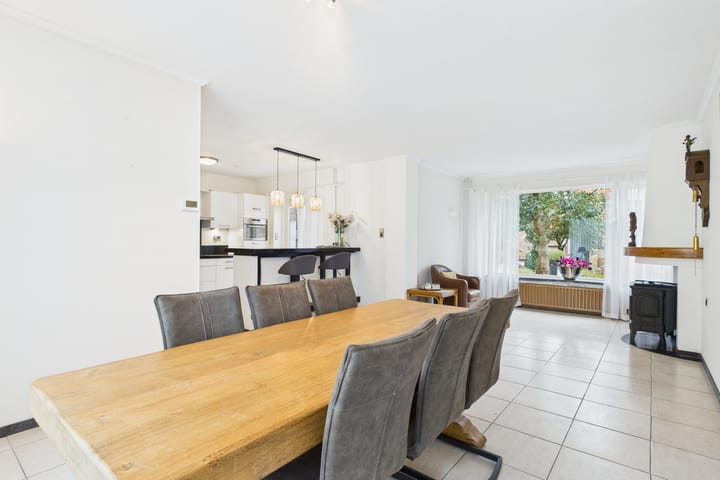 Photo 8 of Zomerstraat 14