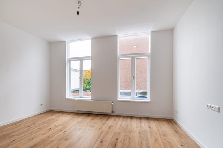 Foto 19 van Nieuwe Schoolstraat 115