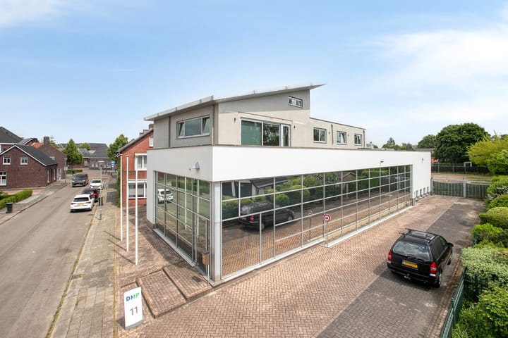 St. Josephstraat 9-11, Horst