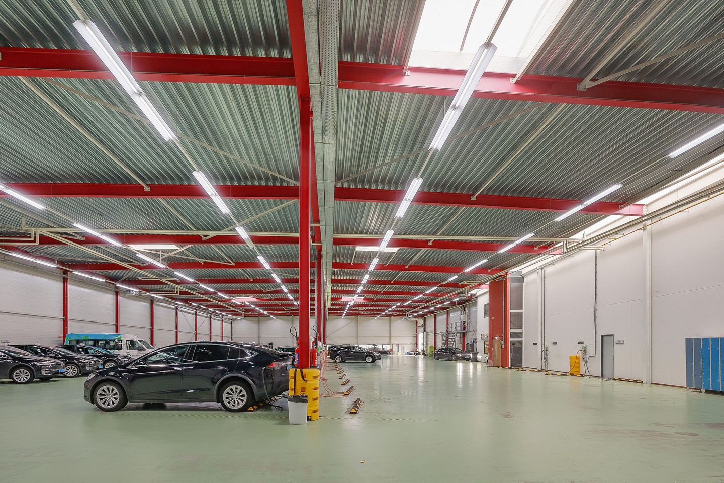 View photo 3 of Capronilaan 6