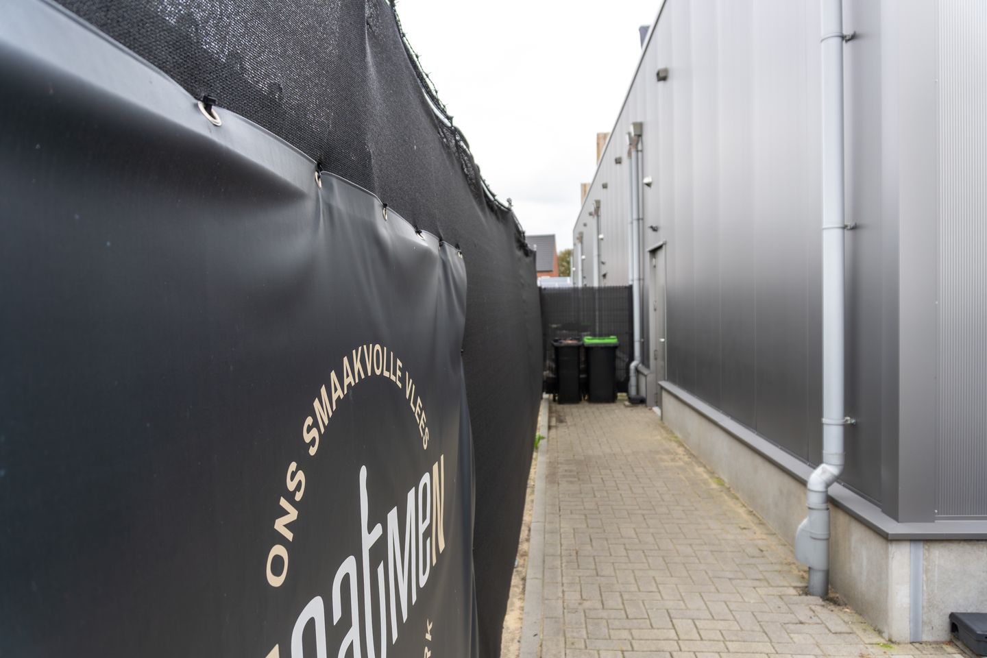 View photo 2 of Radmakerstraat 16