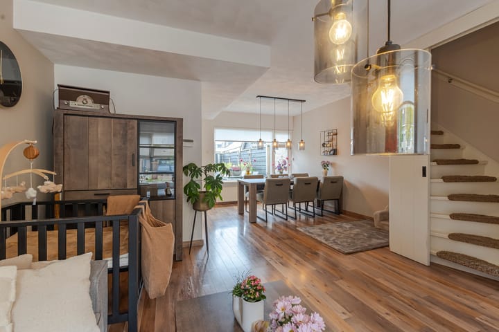 Photo 3 of Leeuwerikstraat 14