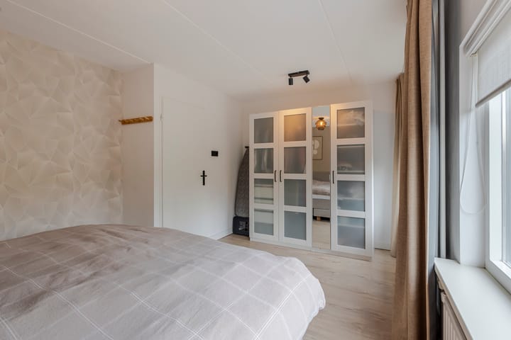 Foto 25 van Leeuwerikstraat 14