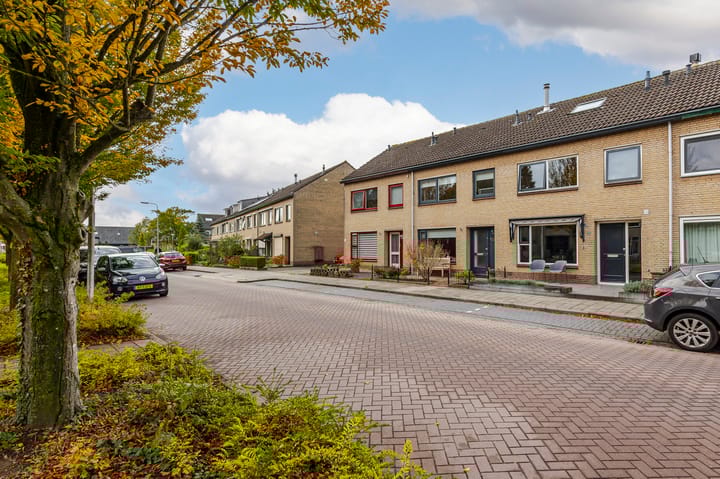 Foto 41 van Leeuwerikstraat 14