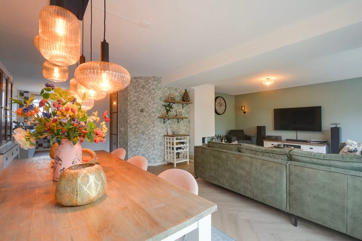 Photo 12 of Ponyweide 57