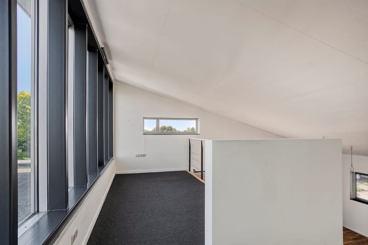 Photo 37 of St. Josephstraat 9