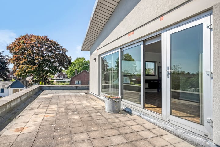 Photo 47 of St. Josephstraat 9