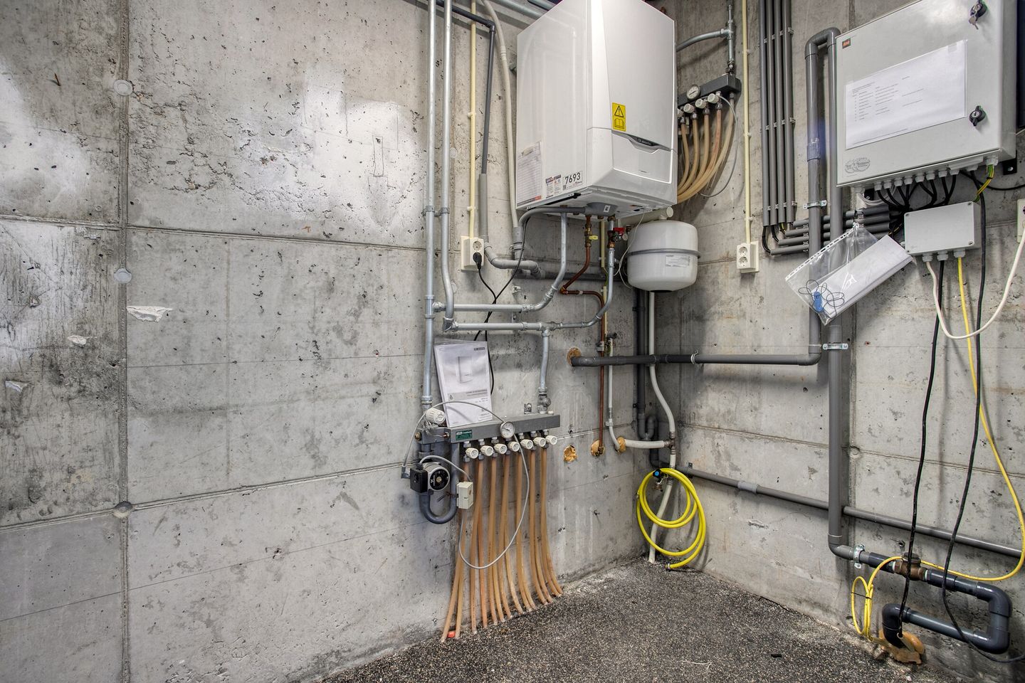 Photo 100 of St. Josephstraat 9