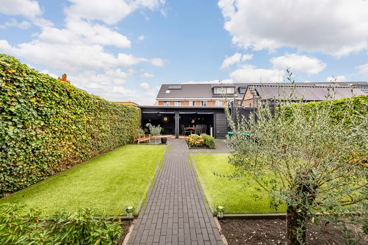 Photo 27 of Meester A Datemalaan 37