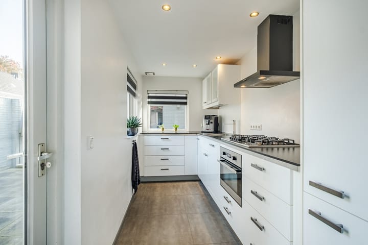 Foto 4 van Ravelstraat 1