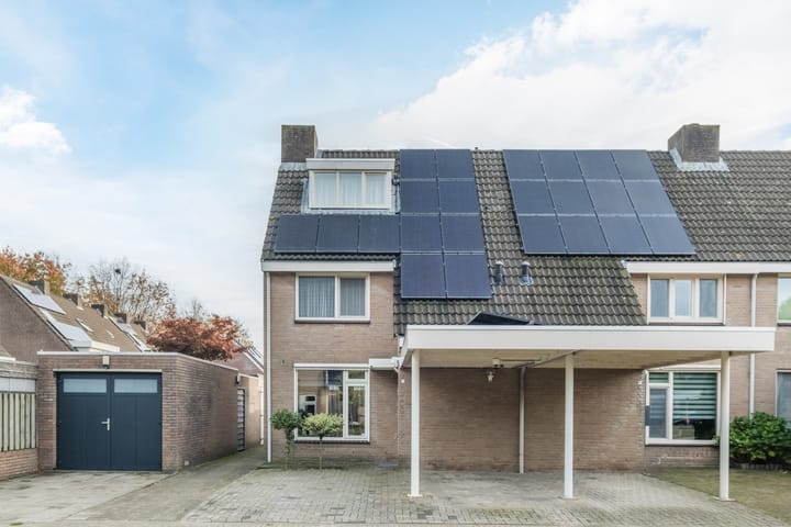 Foto 38 van Ravelstraat 1