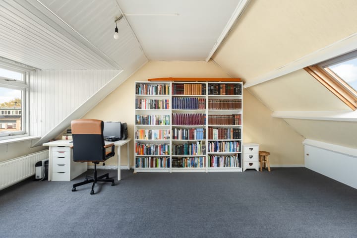 Photo 34 of De Linde 18