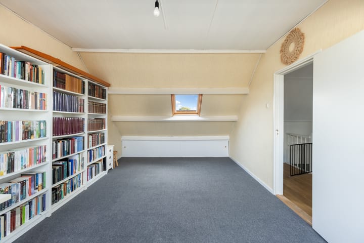 Photo 35 of De Linde 18