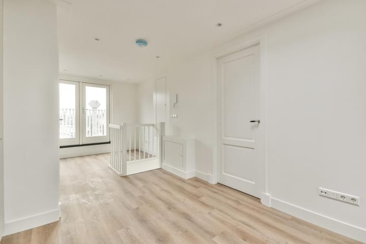 Photo 7 of Marco Polostraat 223-4