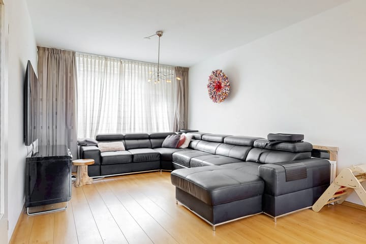 Photo 2 of Kornwierde 110