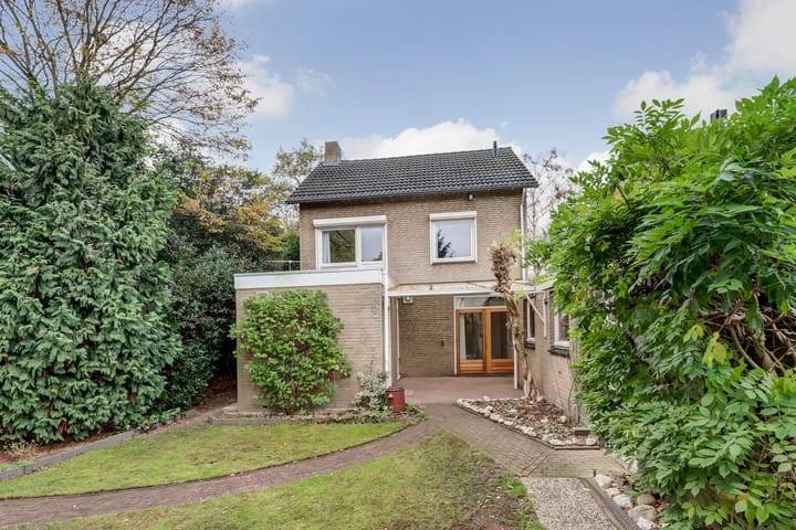 Photo 5 of Berkhof 7