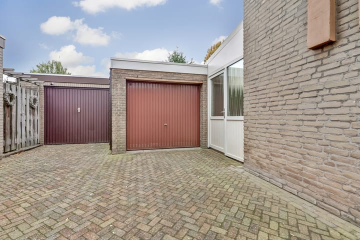 Photo 8 of Berkhof 7