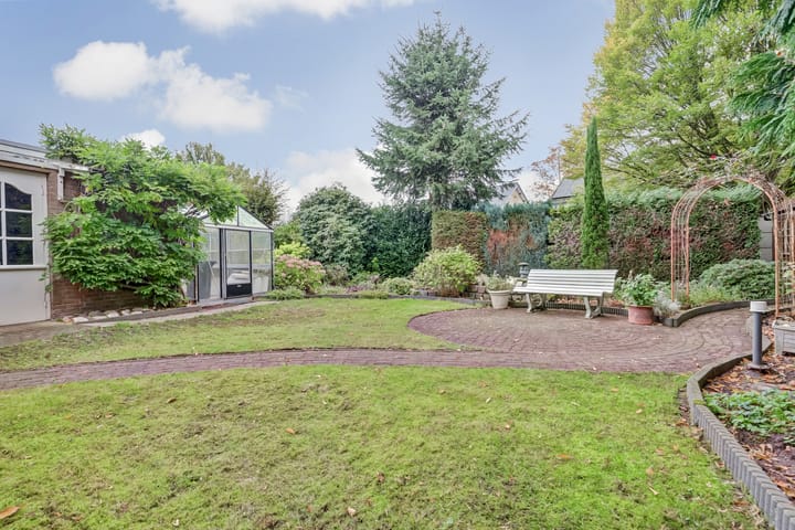 Photo 48 of Berkhof 7