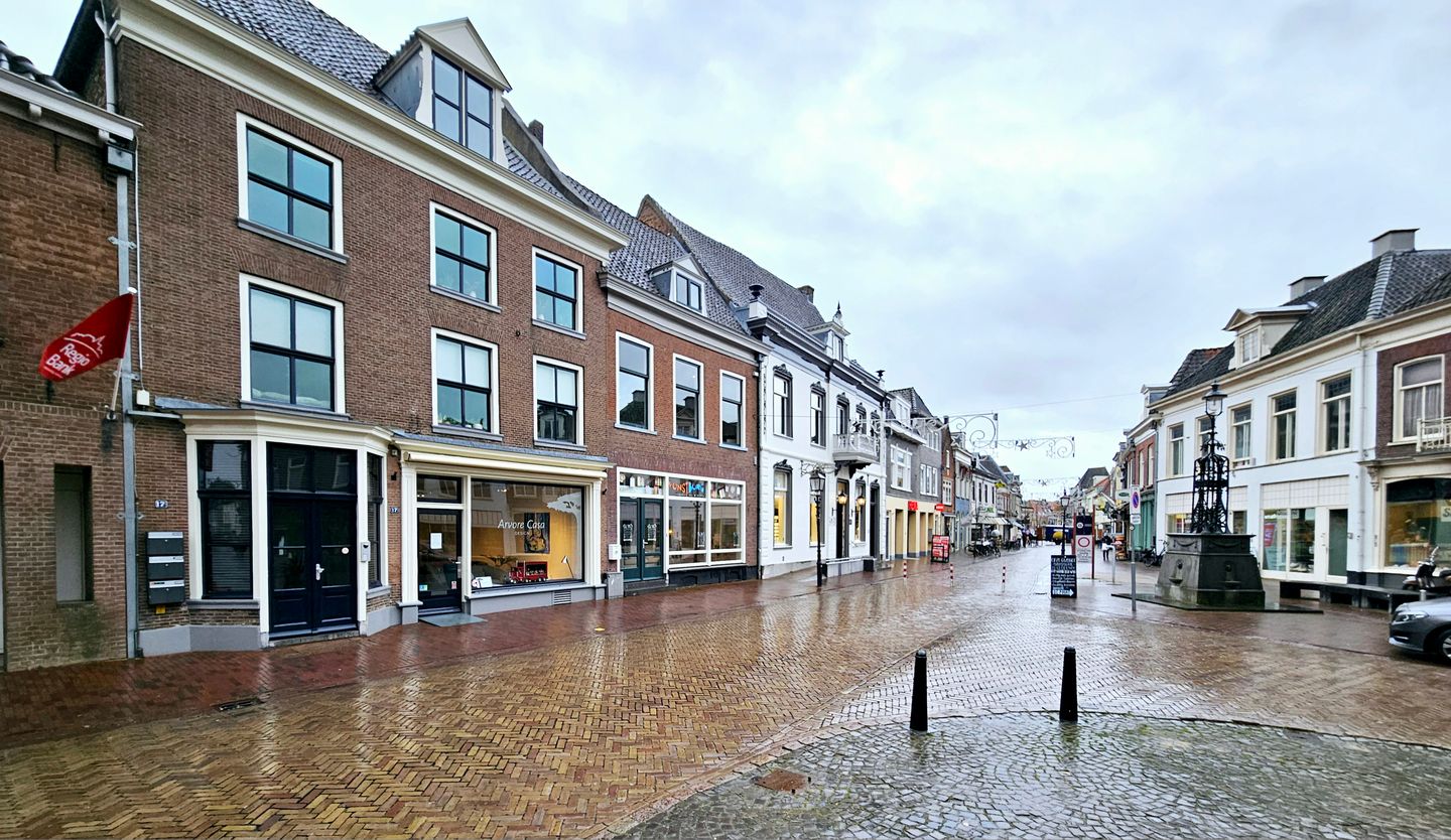 Bekijk foto 2 van Kerkstraat 17
