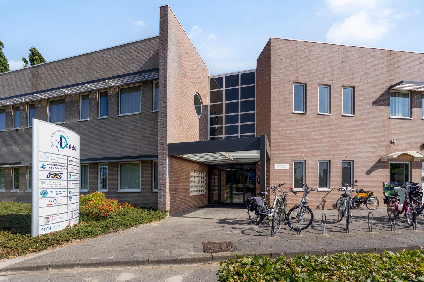 View photo 4 of Voorsteven 106