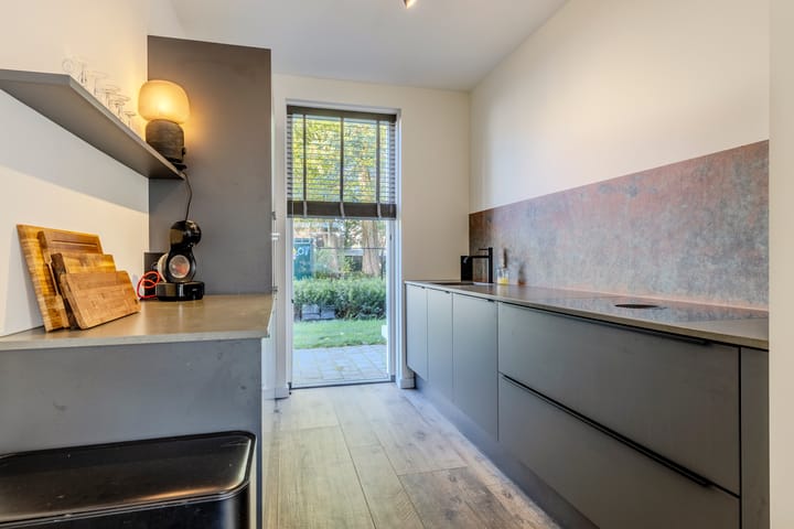 Foto 3 van Dahliahof 20