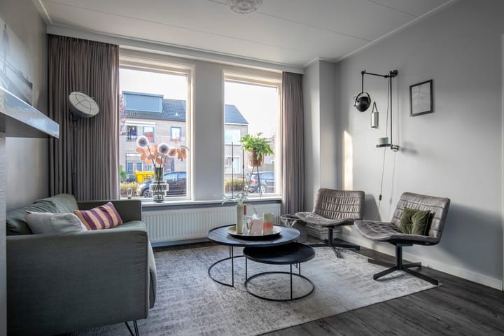 Foto 9 van Admiraal de Ruyterstraat 17