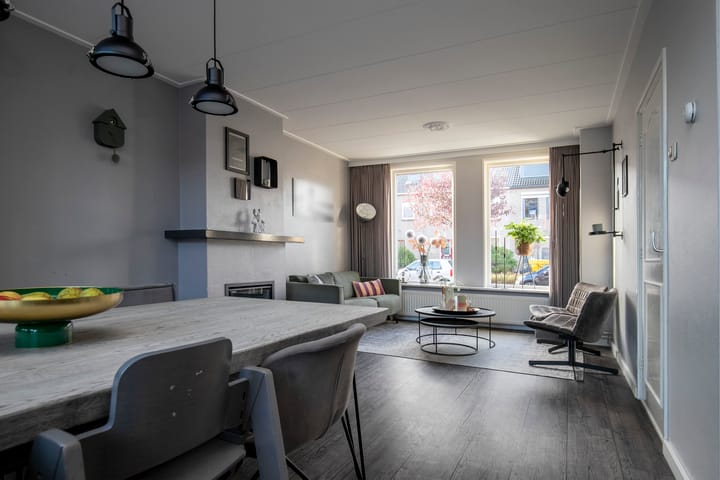 Foto 11 van Admiraal de Ruyterstraat 17