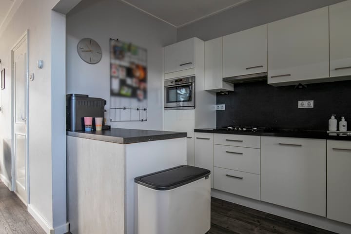 Foto 12 van Admiraal de Ruyterstraat 17