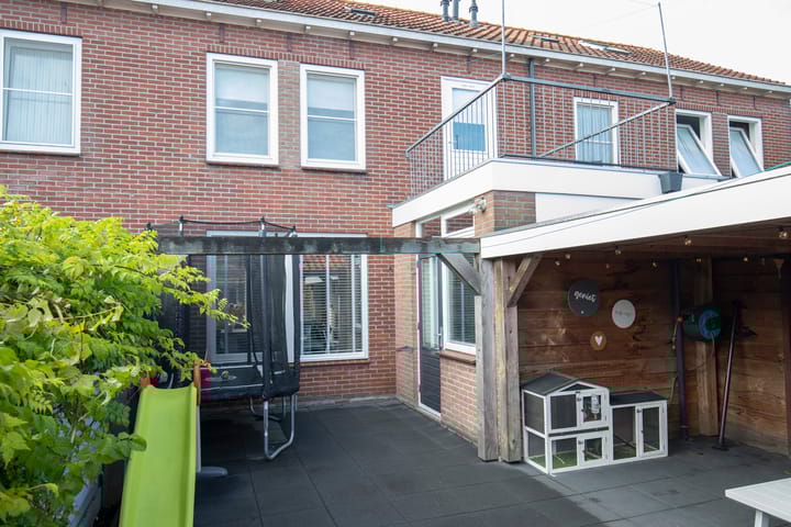 Foto 22 van Admiraal de Ruyterstraat 17