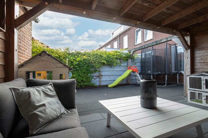 Foto 24 van Admiraal de Ruyterstraat 17