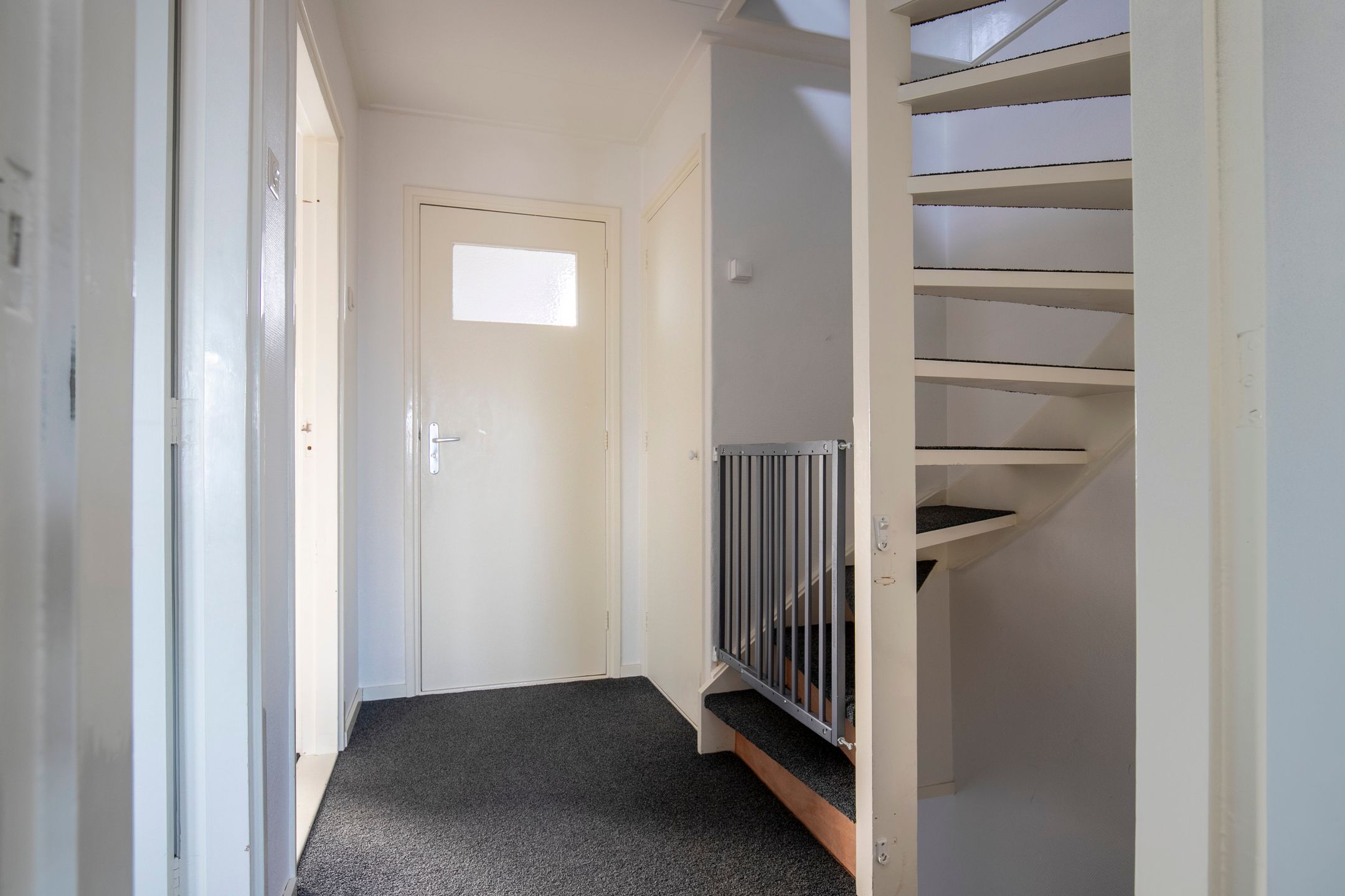 Foto 33 van Admiraal de Ruyterstraat 17