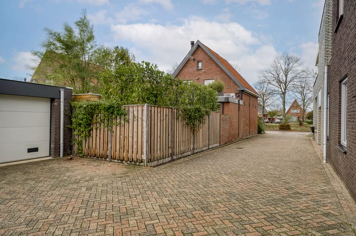 Foto 46 van Hoofdweg 1362