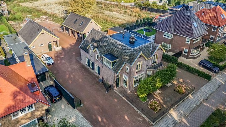 Photo 6 of Stationsweg 37