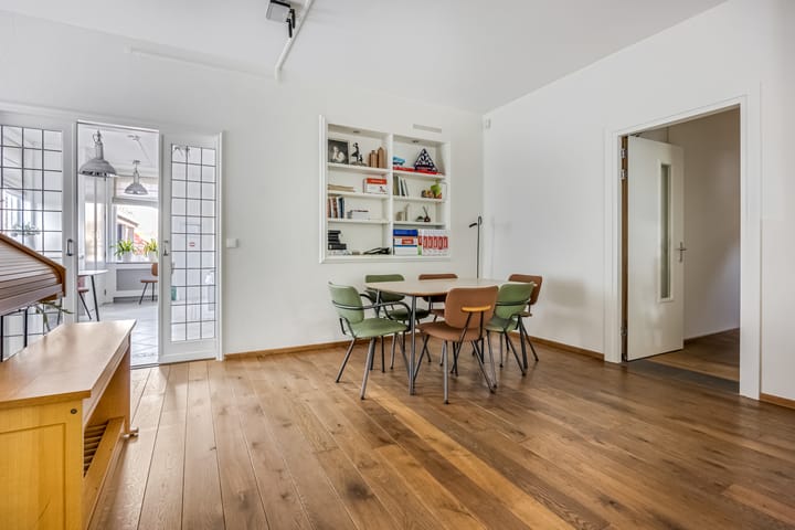 Photo 12 of Stationsweg 37