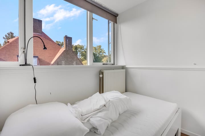 Photo 24 of Stationsweg 37