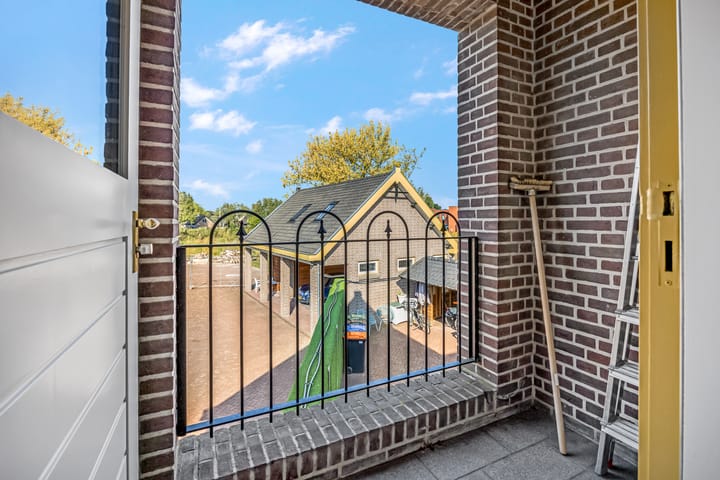 Photo 30 of Stationsweg 37