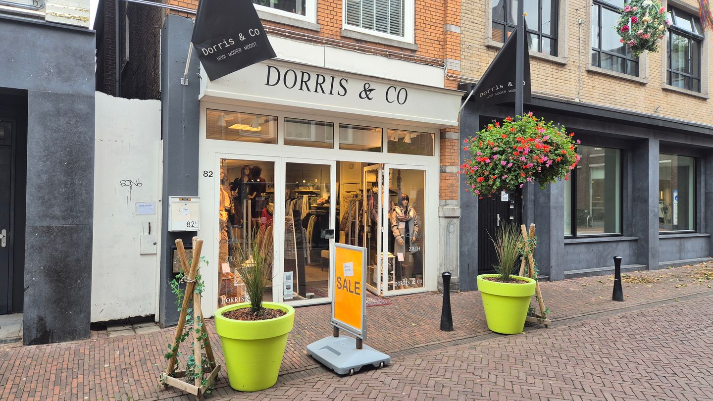 Bekijk foto 1 van Hoofdstraat 82